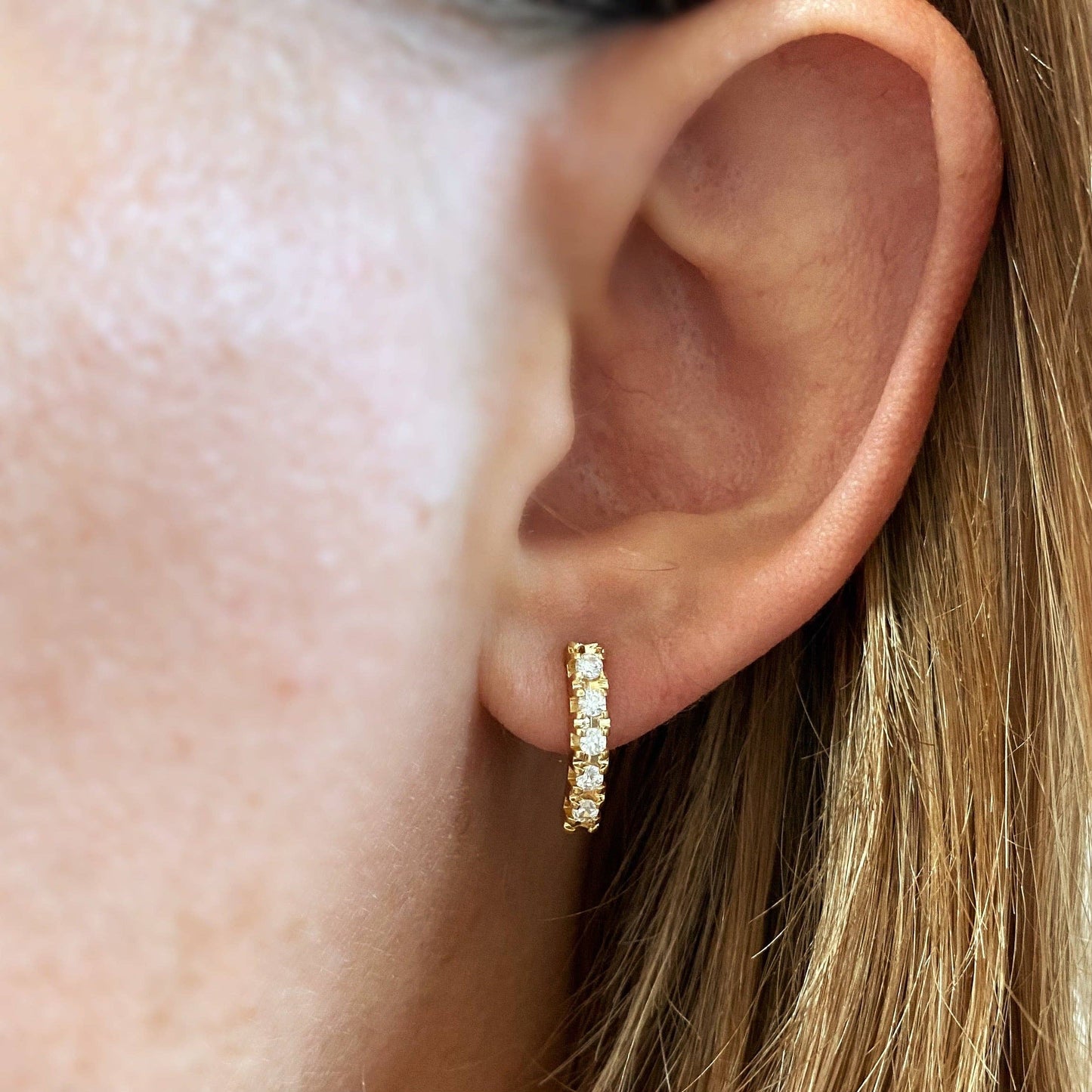 18k Gold Filled Curved Bar Stud Earrings